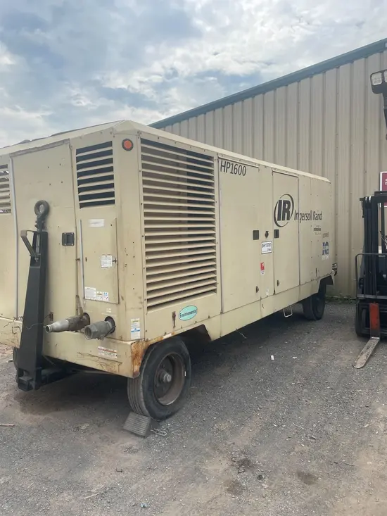 2011 Doosan HP1600WCU Air Compressor