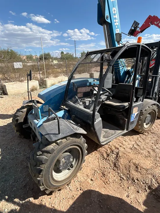 2015 Genie GTH-5519 Forklift