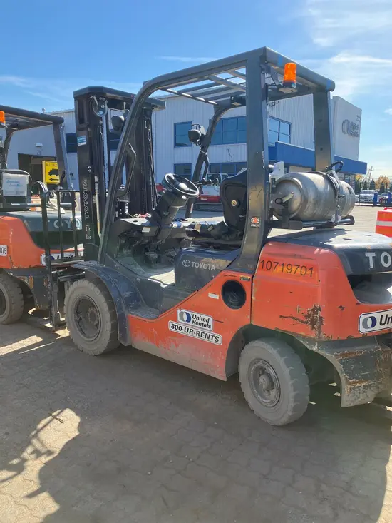2018 Toyota 8FGU25 Warehouse Forklift