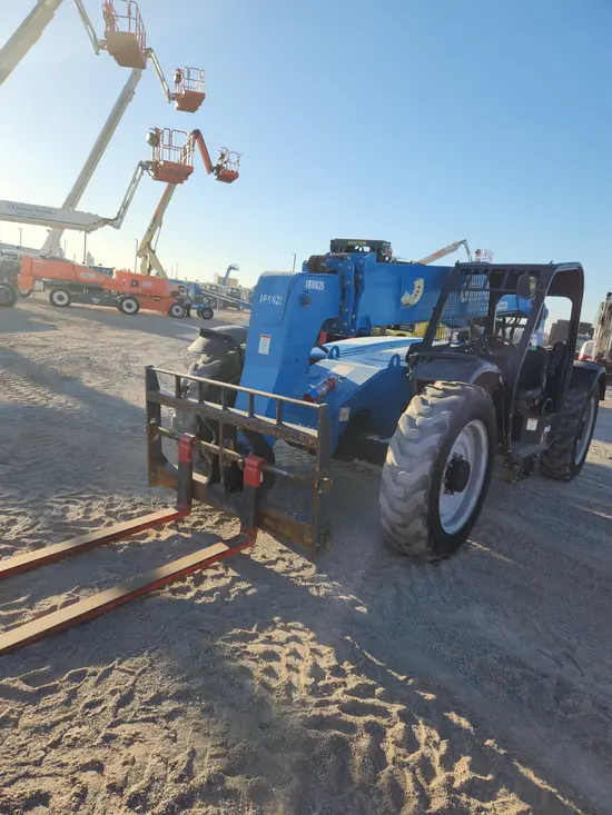 2015 Genie GTH-636 Forklift