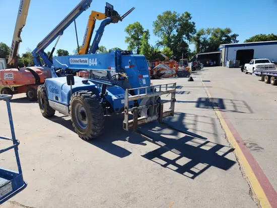 2014 Genie GTH-844 Forklift