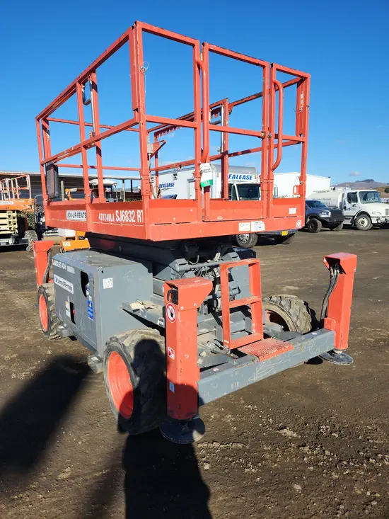 2017 Skyjack SJ6832RT Rough Terrain Scissor Lift