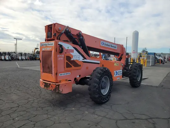 2015 SKYTRAK 8042 Forklift