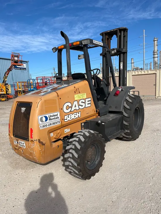 2017 Case 586H Forklift