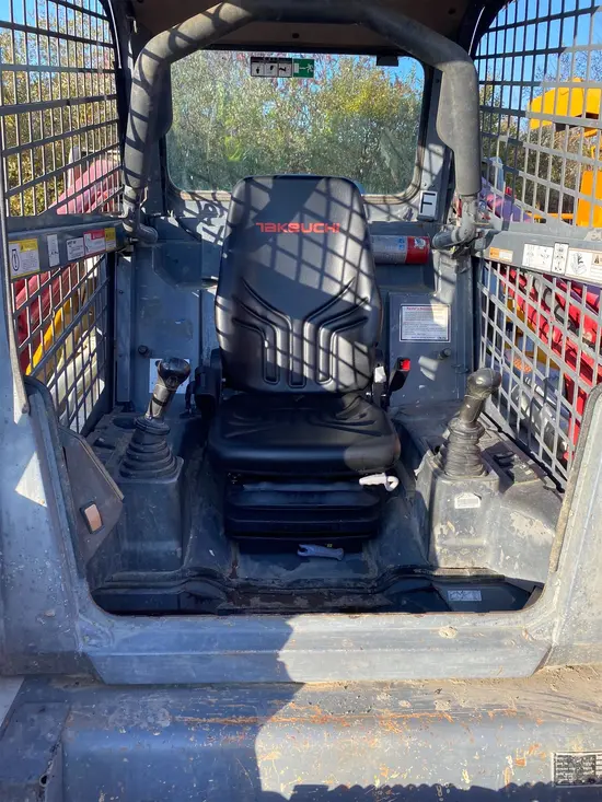2017 Takeuchi TL12R2-R Track Loader