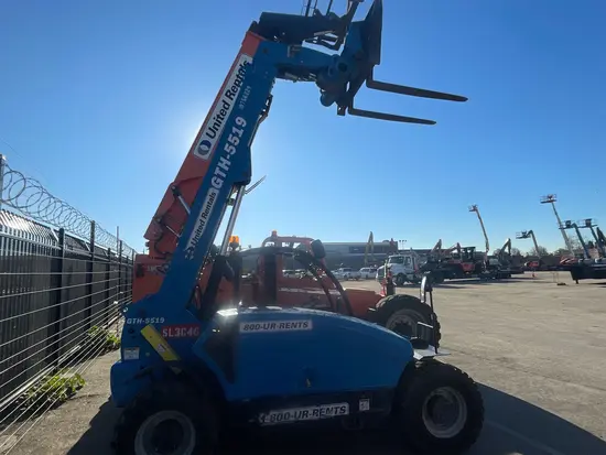 2018 Genie GTH-5519 Forklift