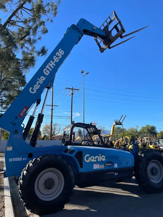 2015 Genie GTH-636 Forklift