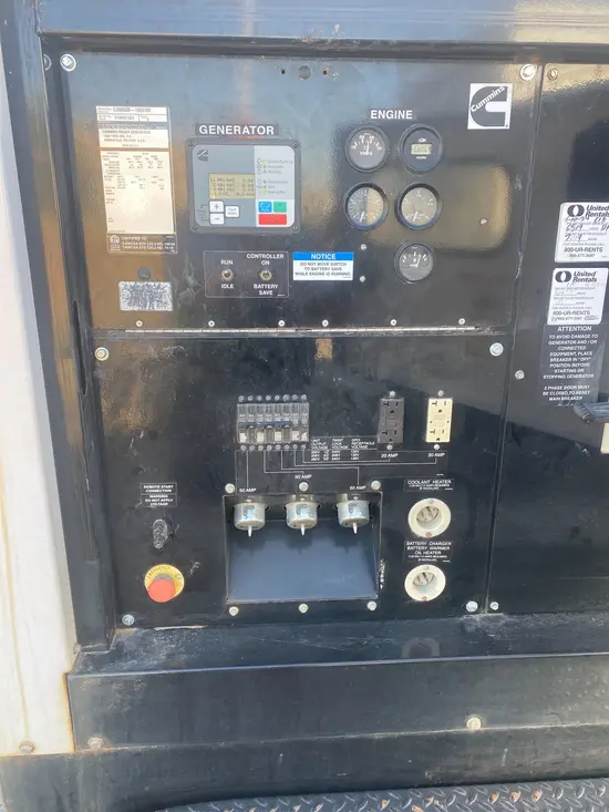 2015 Cummins C300D6R Diesel Generator