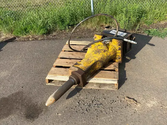 2017 Atlas Copco SB 452 Attachment