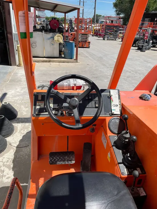 2014 SKYTRAK 6042 Forklift