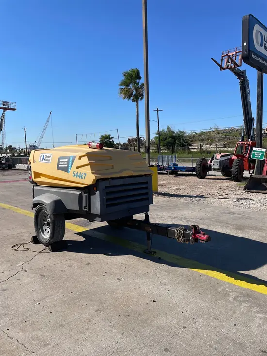 2018 Doosan P425/HP375WCUT4 Air Compressor