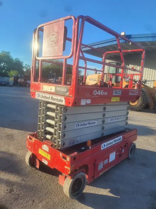 2017 MEC 4046SE Scissor Lift