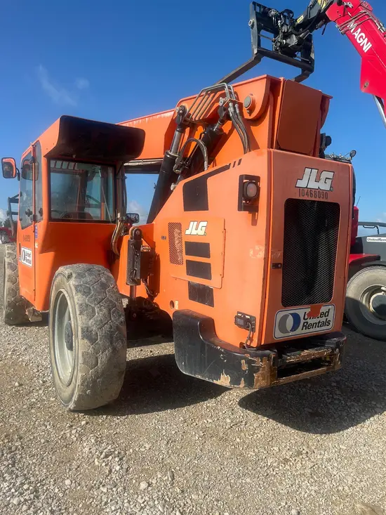 2016 SKYTRAK 8042 Forklift