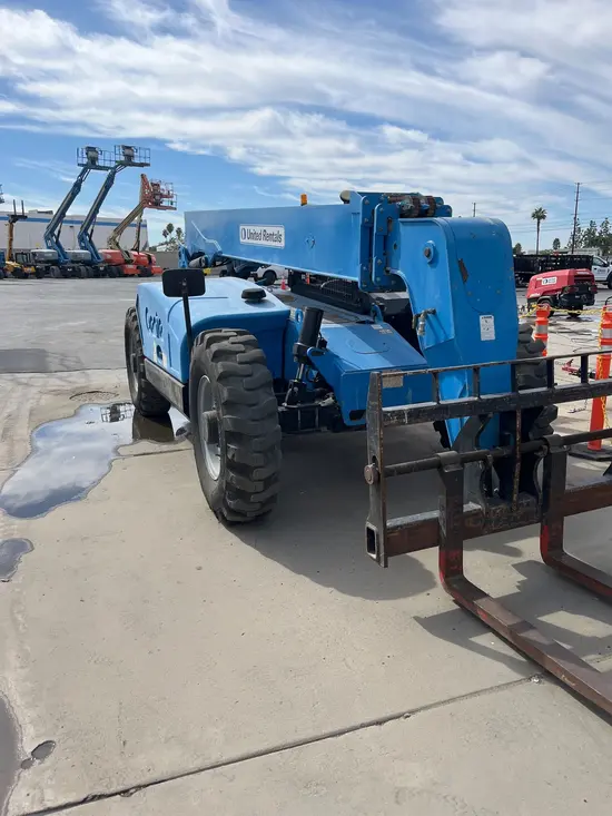 2014 Genie GTH-844 Forklift