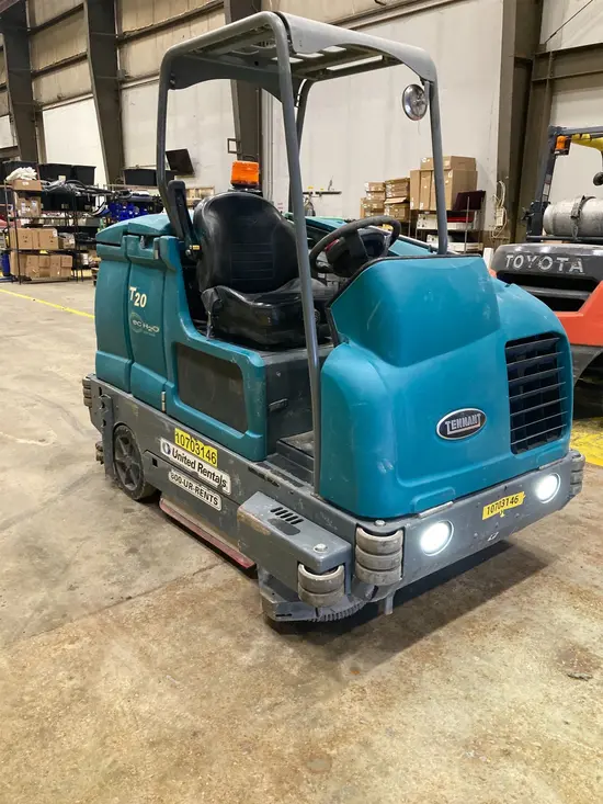 2017 Tennant T-20 Scrubber