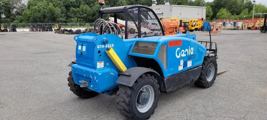 2017 Genie GTH-5519 Forklift
