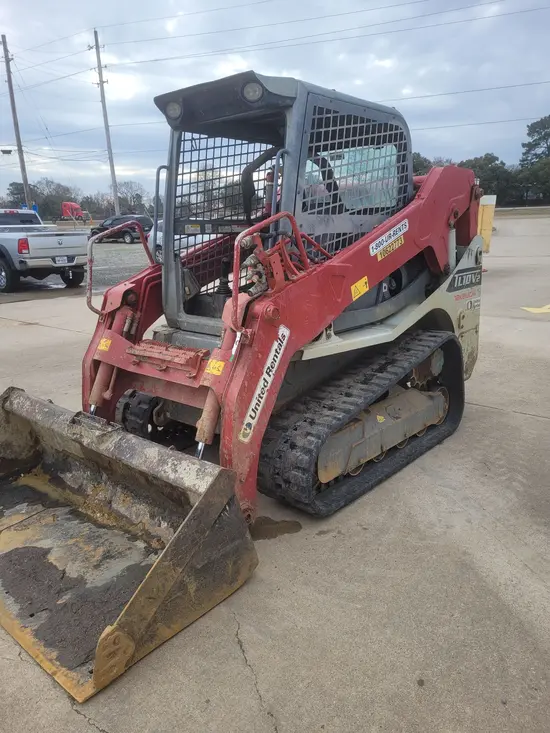 2017 Takeuchi TL10V2-R Track Loader