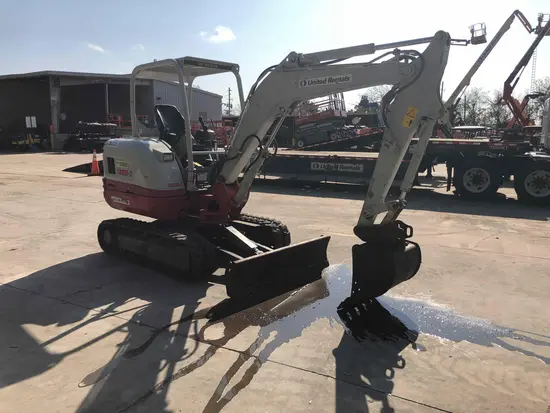 2018 Takeuchi TB235-2R Mini Excavator
