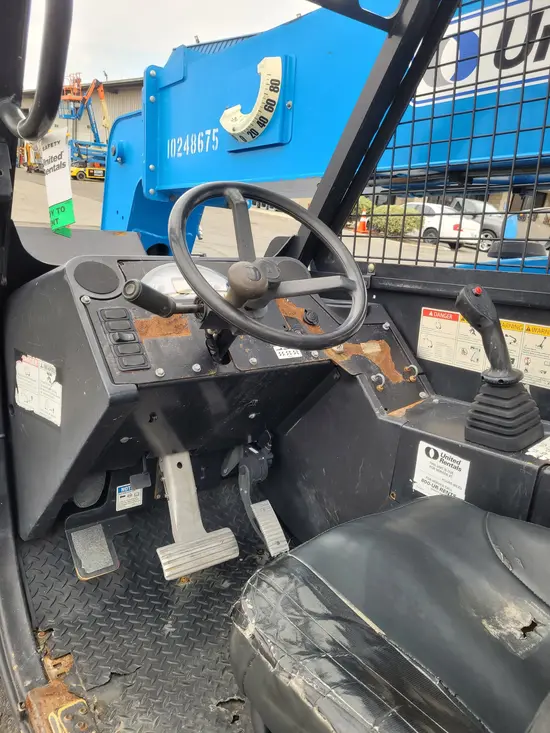 2014 Genie GTH-844 Forklift