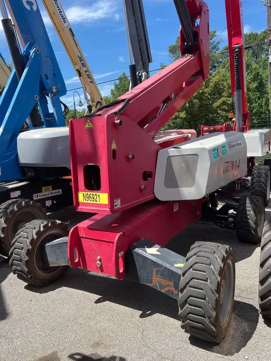 2015 MEC 60JD Boom Lift