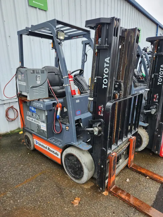 2018 Toyota 8FBCU25 Warehouse Forklift