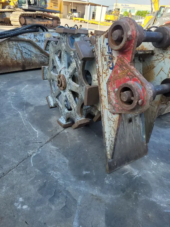 2019 FURUKAWA CW24III Compaction Attachment
