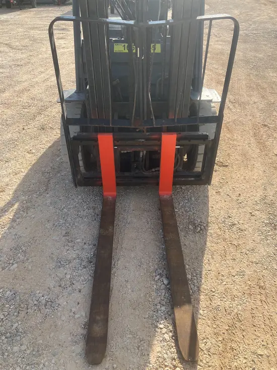 2017 Toyota 8FDU25 Warehouse Forklift