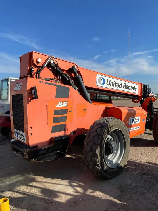 2016 SKYTRAK 8042 Forklift