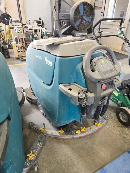 2018 Tennant T500-28 Scrubber