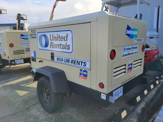 2019 Doosan P425/HP375EXT4I Air Compressor