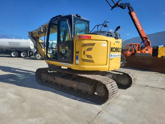 2017 Kobelco SK140SR-5 Excavator