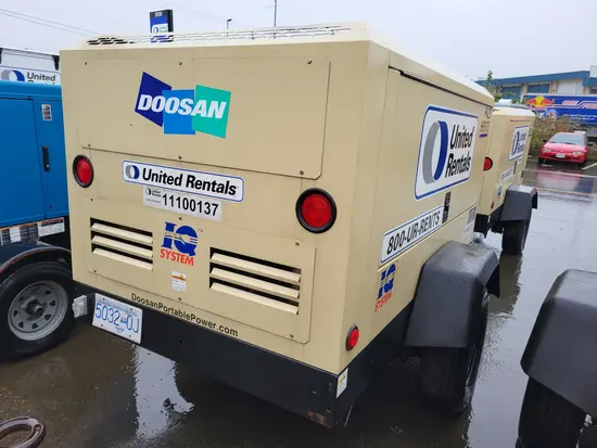 2020 Doosan P425/HP375EXT4I Air Compressor