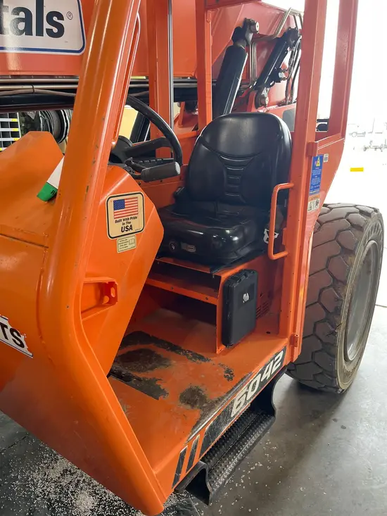 2017 SKYTRAK 6042 Forklift