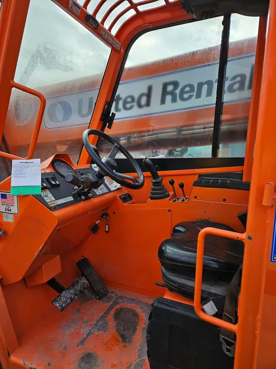 2017 SKYTRAK 8042 Forklift