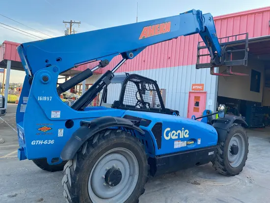 2016 Genie GTH-636 Forklift