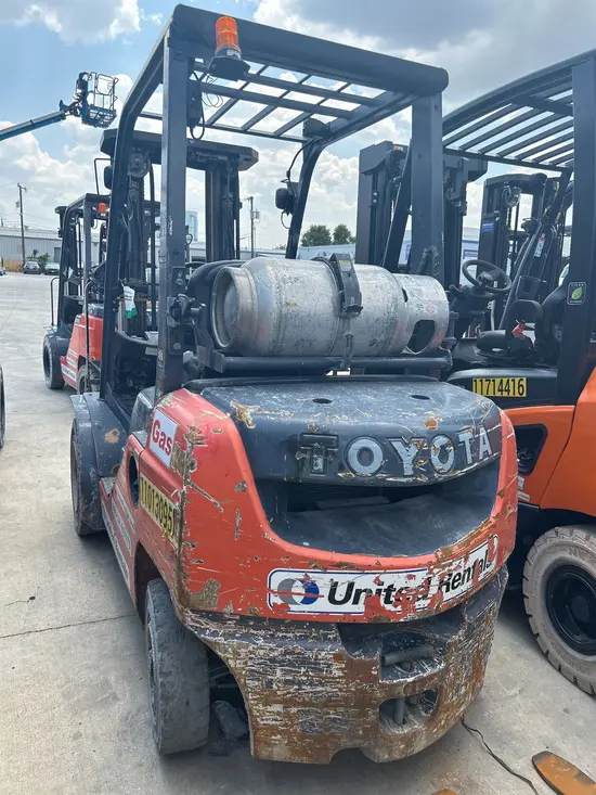 2019 Toyota 8FGU25 Warehouse Forklift