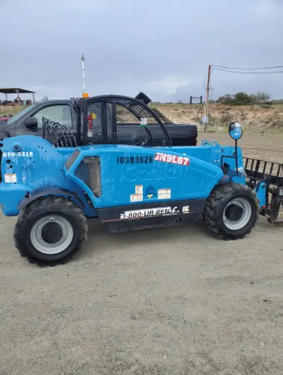 2015 Genie GTH-5519 Forklift