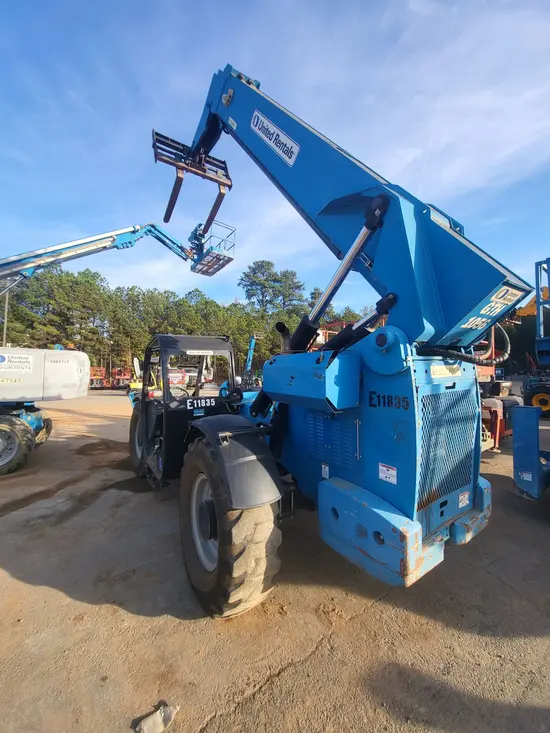 2016 Genie GTH-1056 Forklift