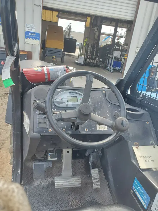 2015 Genie GTH-636 Forklift