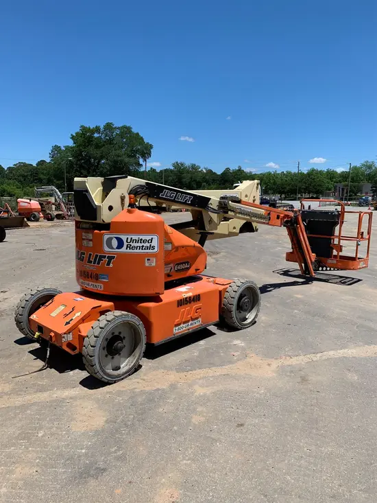 2013 JLG E450AJ Articulating Boom Lift