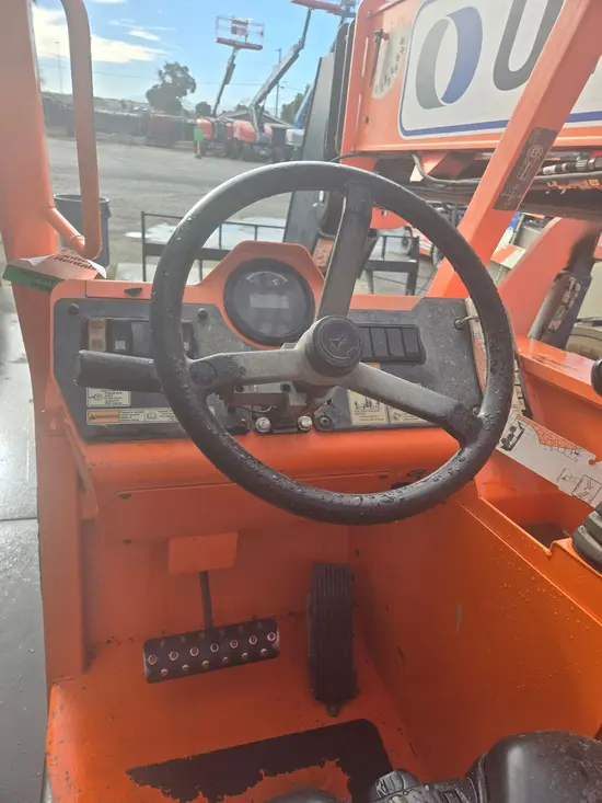 2016 SKYTRAK 6042 Forklift