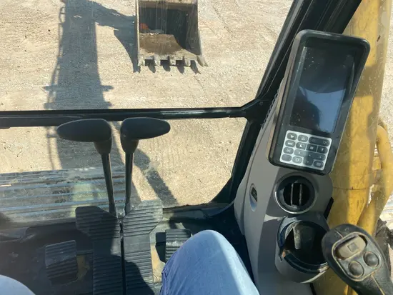 2017 Kobelco SK210LC Excavator