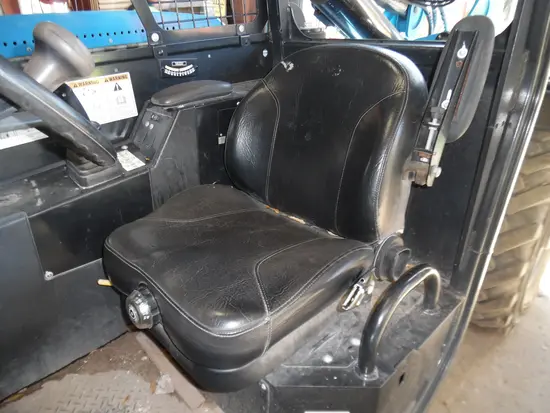 2015 Genie GTH-844 Forklift