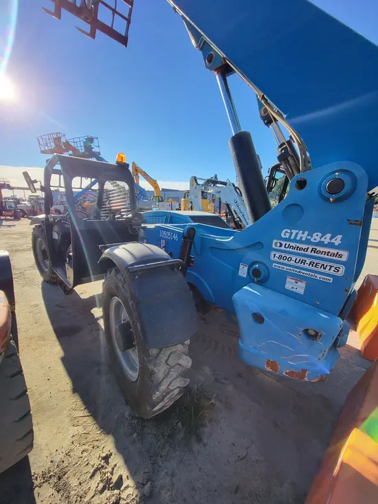 2016 Genie GTH-844 Forklift