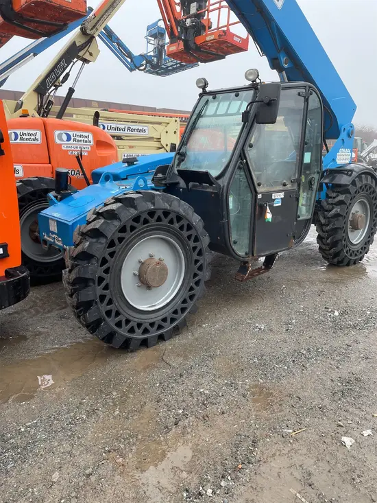 2014 Genie GTH-844 Forklift