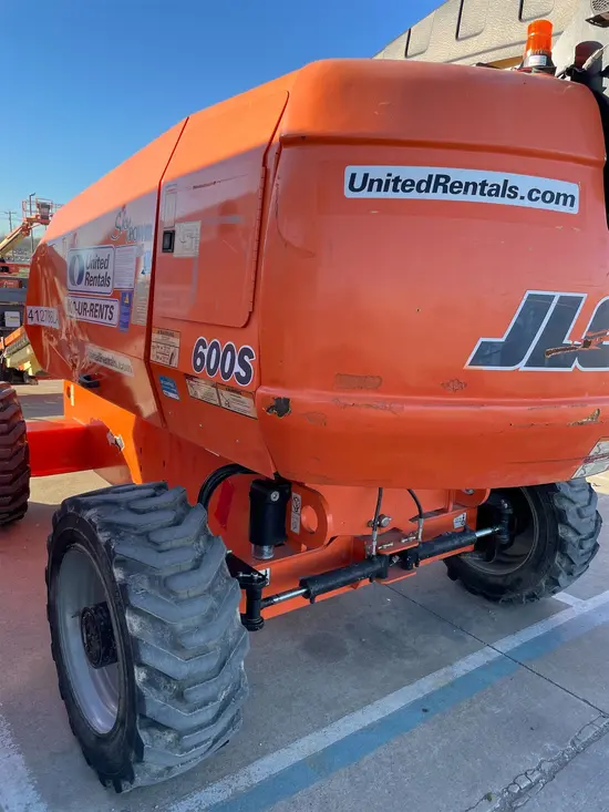 2017 JLG 600S Boom Lift