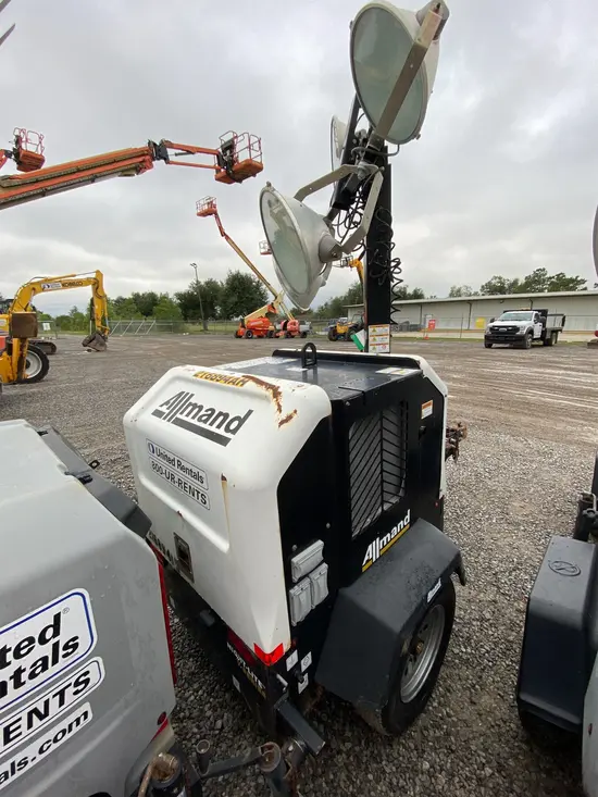 2018 Allmand NL-V Portable Work Light