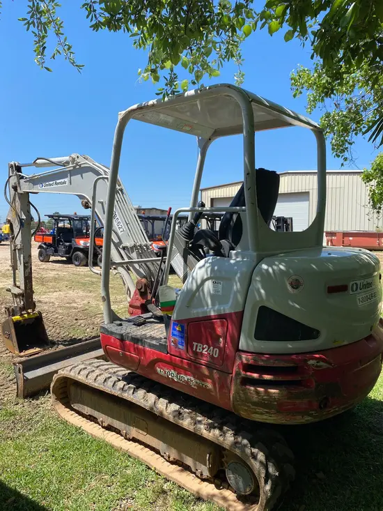 2017 Takeuchi TB240 Mini Excavator