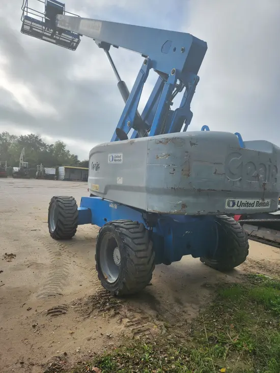 2014 Genie S-80 Boom Lift
