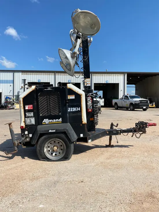 2019 Allmand NLV-ML3EC Portable Work Light